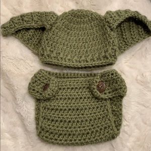 Infant Yoda crochet outfit